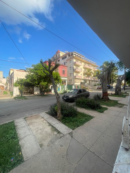 Casa Independiente de 2 habitaciones en venta en Vedado - Malecón, Plaza de la Revolución, La Habana