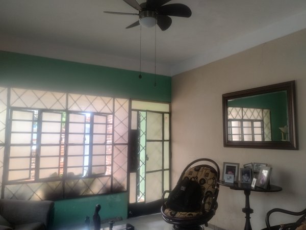 Casa Independiente de 3 habitaciones en venta en Arroyo Naranjo, La Habana - 13