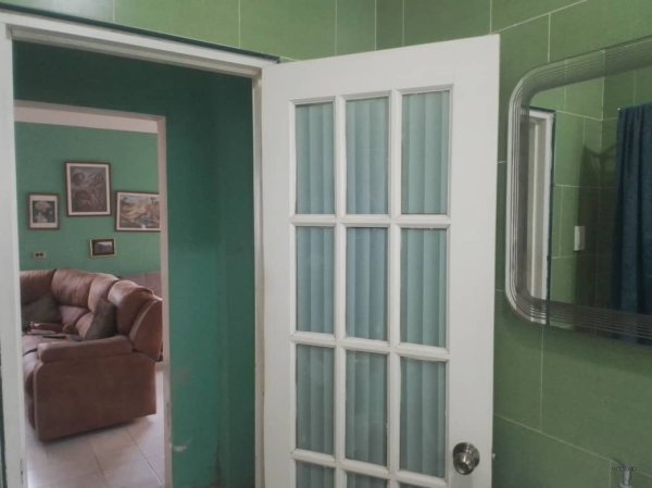 Casa Independiente de 3 habitaciones en venta en Arroyo Naranjo, La Habana - 6