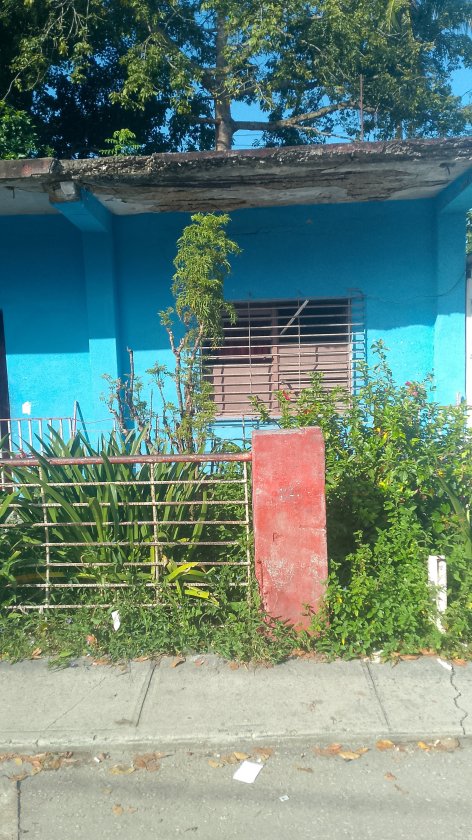 Casa Independiente de 3 habitaciones en venta en Cotorro, La Habana