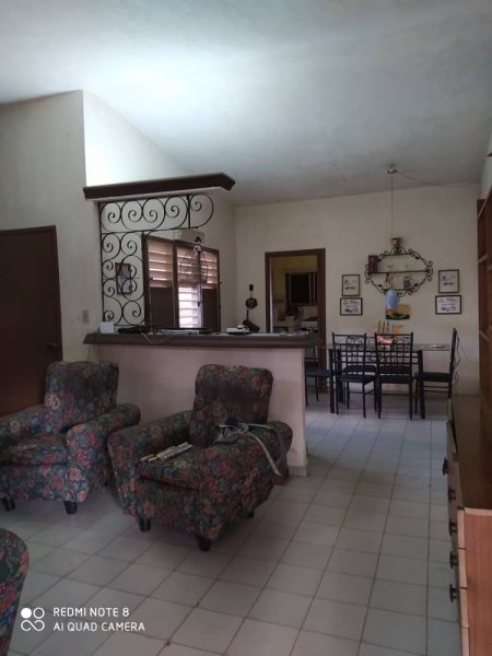 Casa Independiente de 4 habitaciones en venta en La Lisa, La Habana - 10