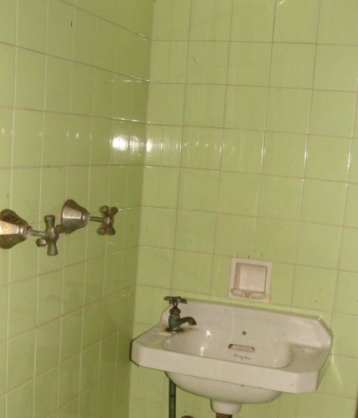 Casa Independiente de 4 habitaciones en venta en La Lisa, La Habana - 3