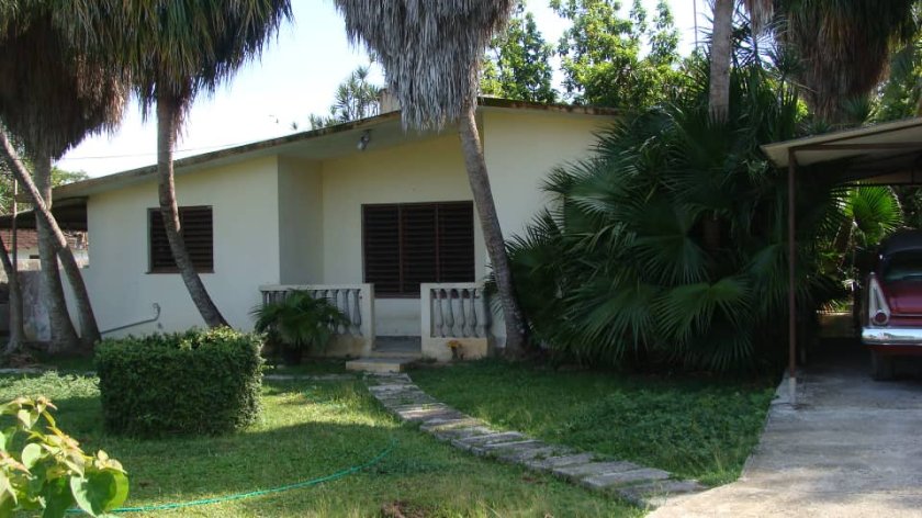 Detached House with 4 bedrooms for sale in La Lisa, La Habana