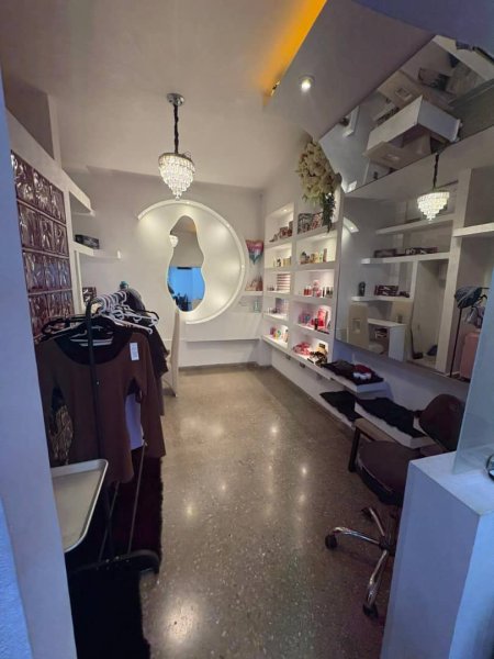 Local de 2 habitaciones en venta en Plaza, Plaza de la Revolución, La Habana - 3