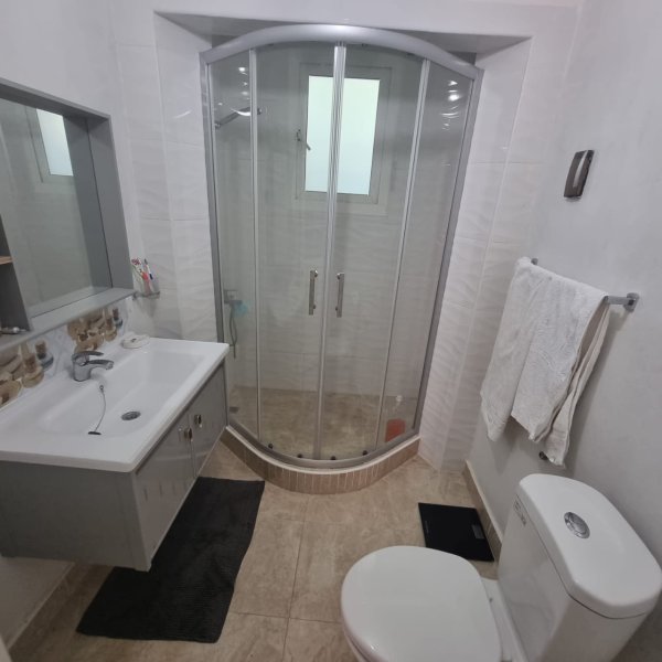 Casa Independiente de 4 habitaciones en venta en Playa, La Habana - 4