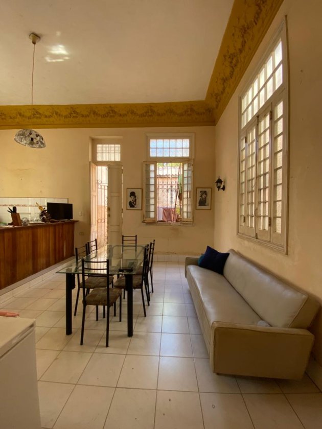 Detached House with 4 bedrooms for sale in Santos Suárez, Diez de Octubre, La Habana