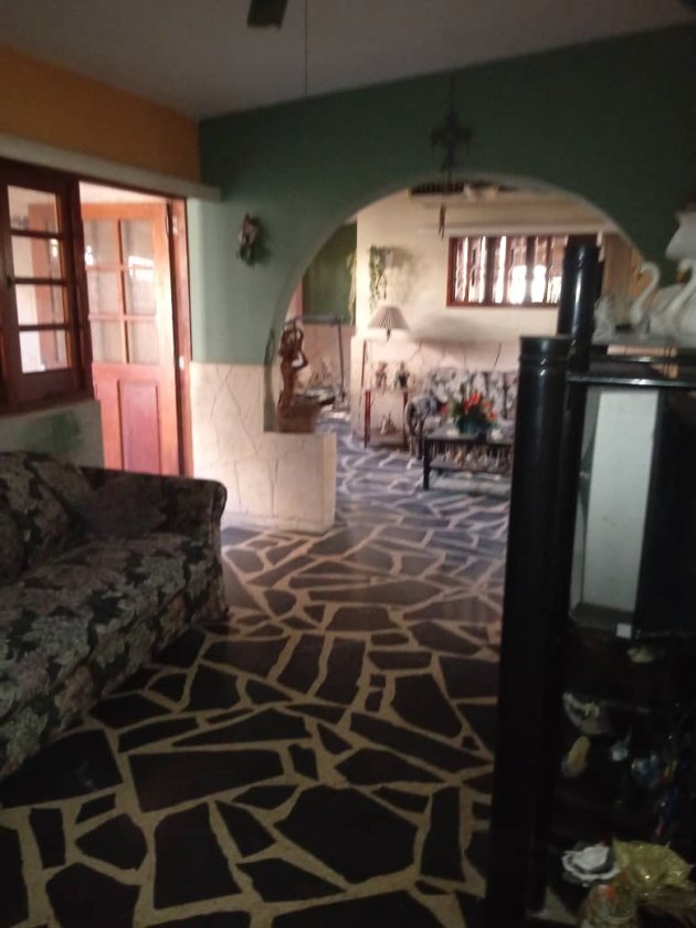 Casa de 3 habitaciones en venta en Santa Fe, Playa, La Habana