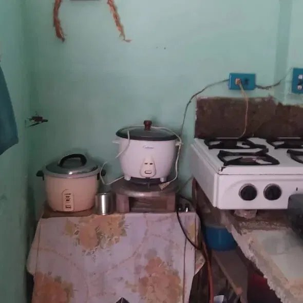 Casa de 2 habitaciones en venta en Guanabacoa, La Habana