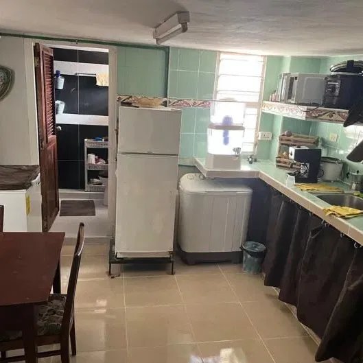 Apartamento de 2 habitaciones en venta en Centro Habana, La Habana