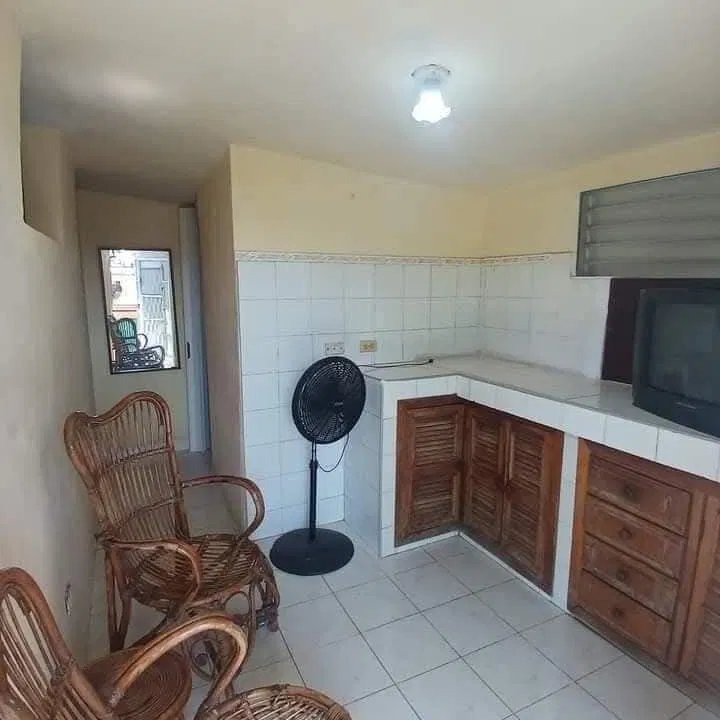 Apartamento de 5 habitaciones en venta en Miramar, Playa, La Habana