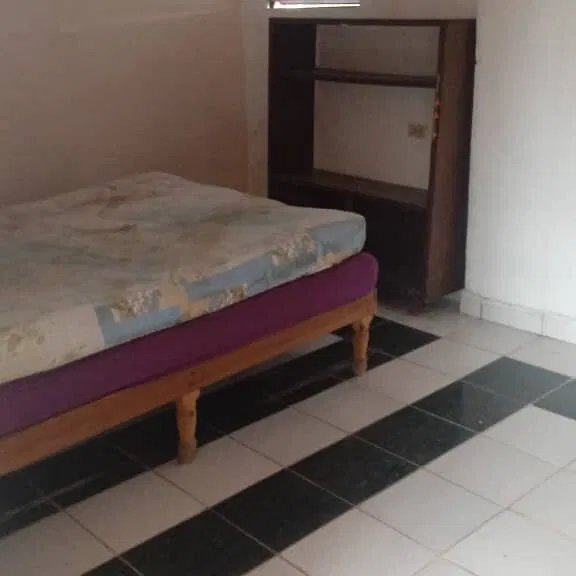 Casa de 2 habitaciones en venta en Sevillano, Diez de Octubre, La Habana