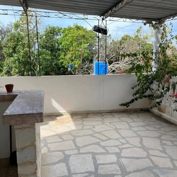 Casa de 2 habitaciones en venta en La Lisa, La Habana