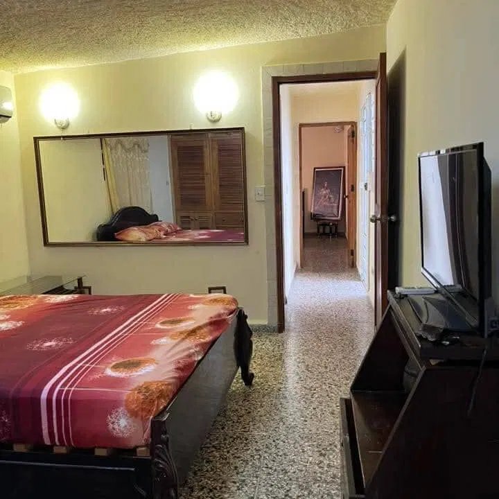 Casa de 2 habitaciones en venta en La Lisa, La Habana