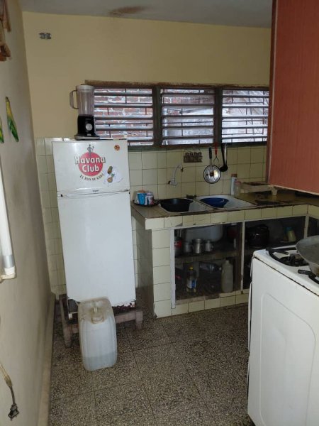 Duplex with 4 bedrooms for sale in Holguín - 13