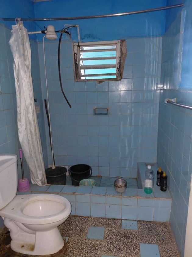 Duplex with 4 bedrooms for sale in Holguín