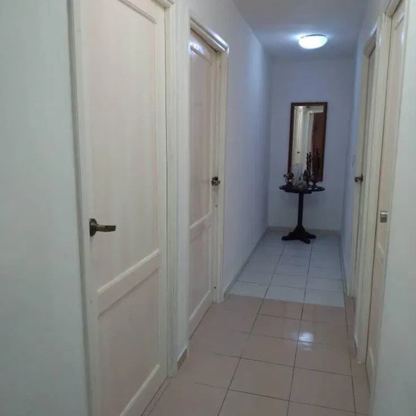 Casa de 3 habitaciones en venta en Playa, La Habana - 7