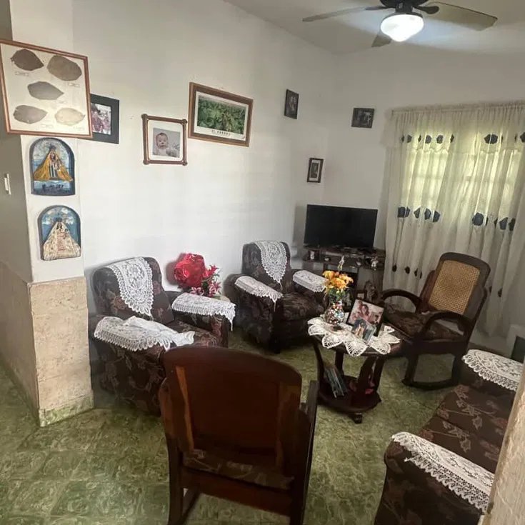 Duplex with 3 bedrooms for sale in La Lisa, La Habana
