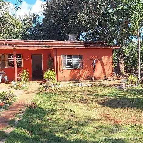 Casa de 2 habitaciones en venta en Boyeros, La Habana