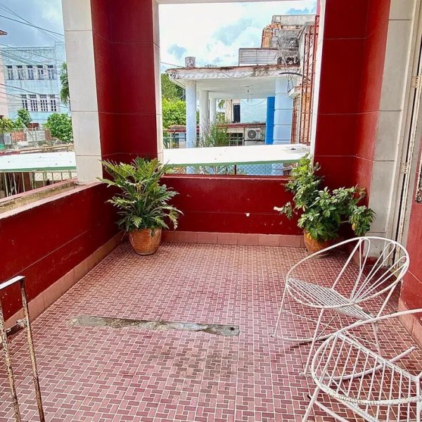 House with 5 bedrooms for sale in Santos Suárez, Diez de Octubre, La Habana - 2