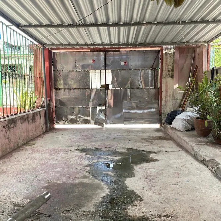 Casa de 5 habitaciones en venta en Santos Suárez, Diez de Octubre, La Habana