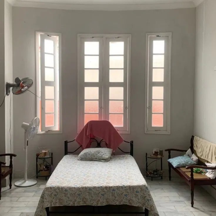 Biplanta de 3 habitaciones en venta en Santos Suárez, Diez de Octubre, La Habana