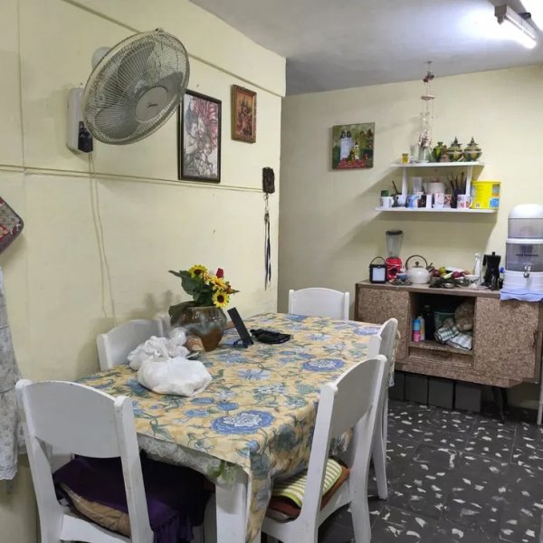 Biplanta de 3 habitaciones en venta en Santos Suárez, Diez de Octubre, La Habana - 4
