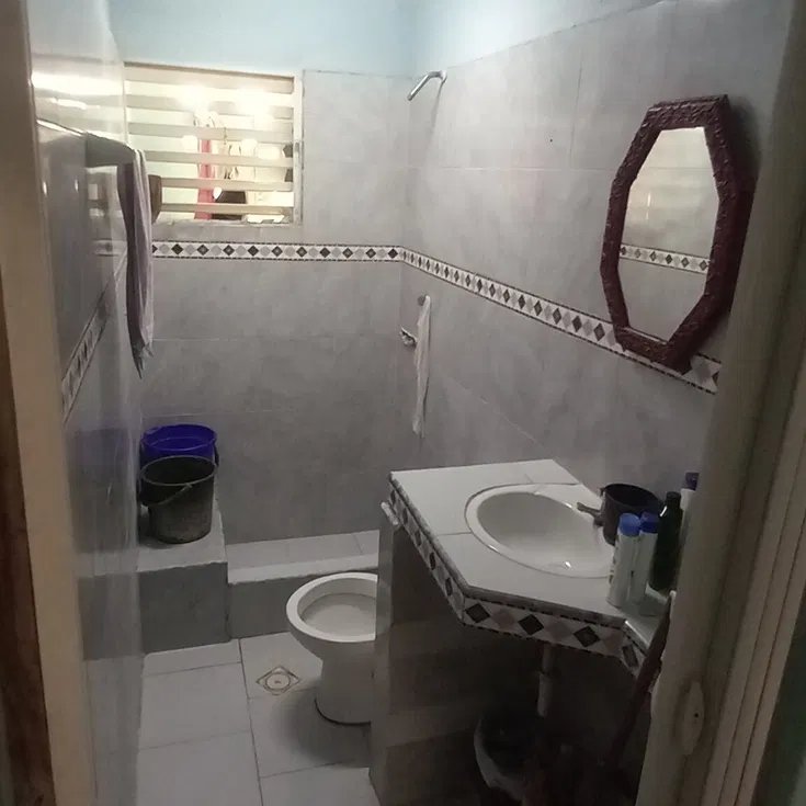 Apartamento de 2 habitaciones en venta en La Lisa, La Habana