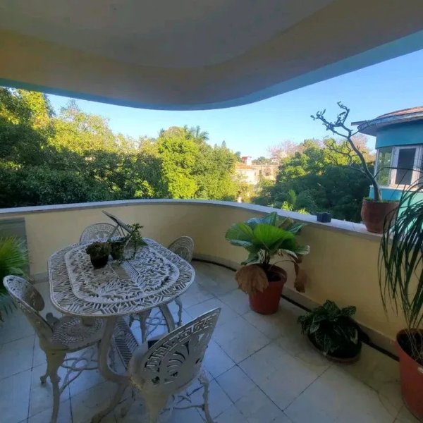 Apartment with 3 bedrooms for sale in Miramar, Playa, La Habana