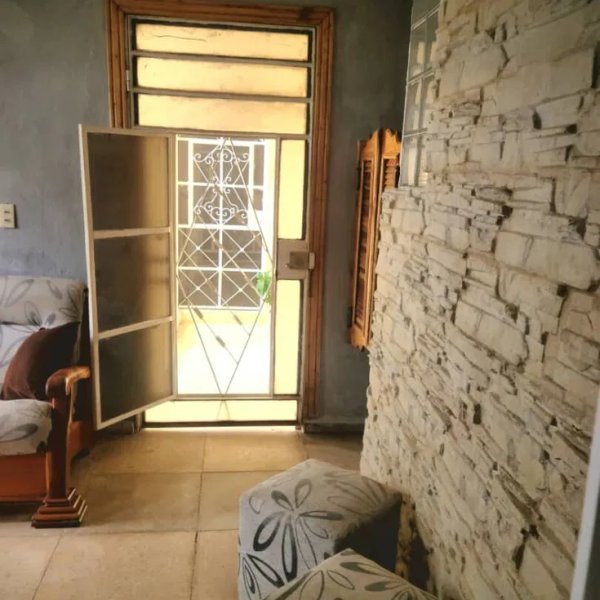 Casa de 3 habitaciones en venta en Cubanacán, Playa, La Habana - 3