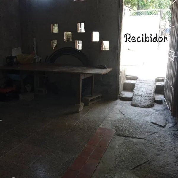 Casa de 2 habitaciones en venta en Güinera, Arroyo Naranjo, La Habana - 2