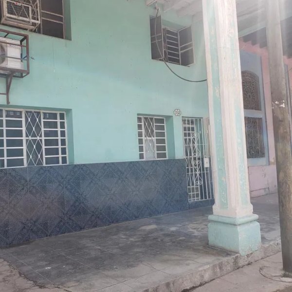 Casa de 2 habitaciones en venta en Cerro, La Habana