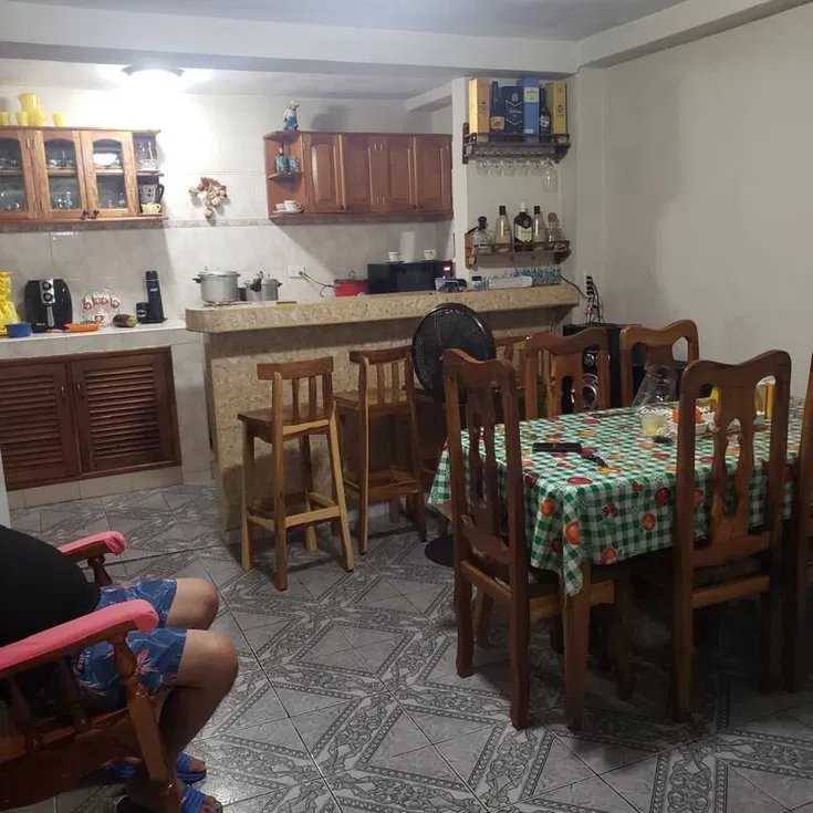 Casa de 2 habitaciones en venta en Cerro, La Habana