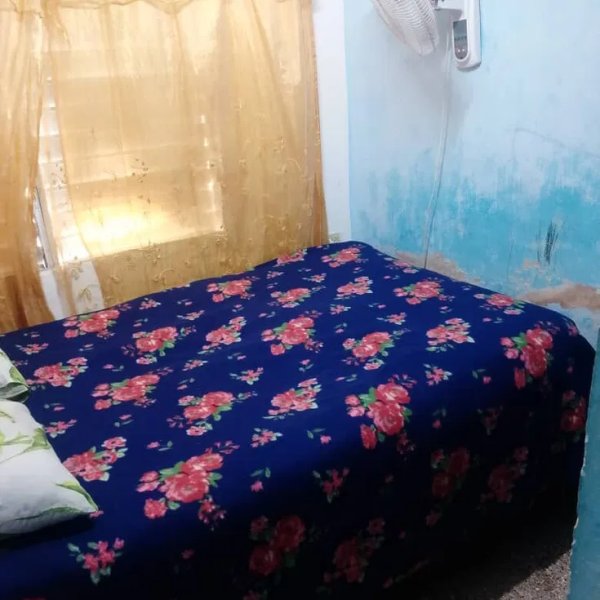 Casa de 4 habitaciones en venta en San Miguel del Padrón, La Habana - 2