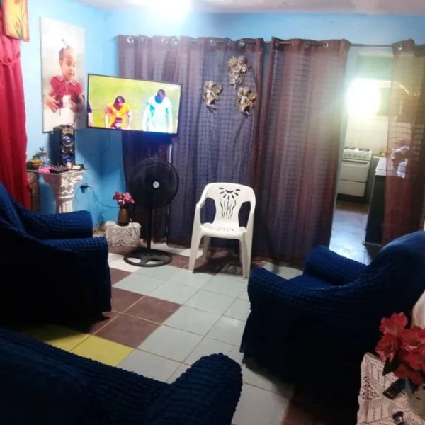 Casa de 4 habitaciones en venta en San Miguel del Padrón, La Habana - 5