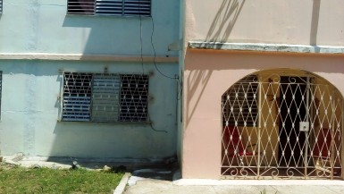 Apartamento de 2 habitaciones en venta en Roble, Guanabacoa, La Habana