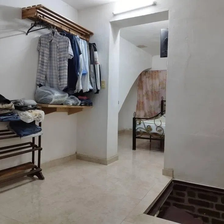 Apartamento de 2 habitaciones en venta en Habana Vieja, La Habana