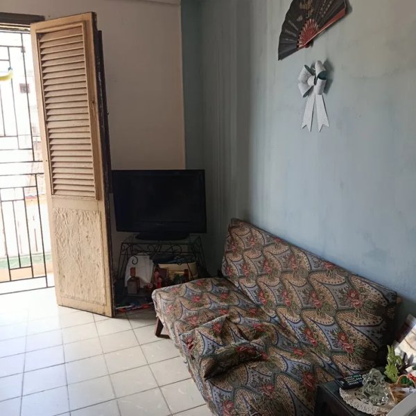 Apartamento de 2 habitaciones en venta en Centro Habana, La Habana - 3