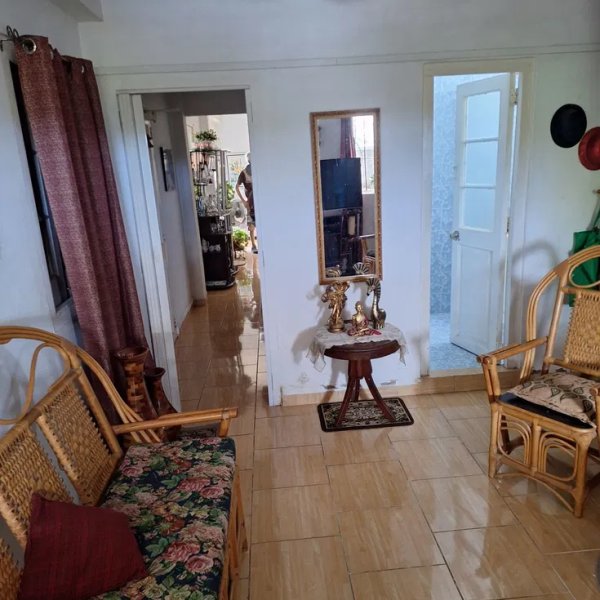 Biplanta de 2 habitaciones en venta en Fontanar, Boyeros, La Habana - 3