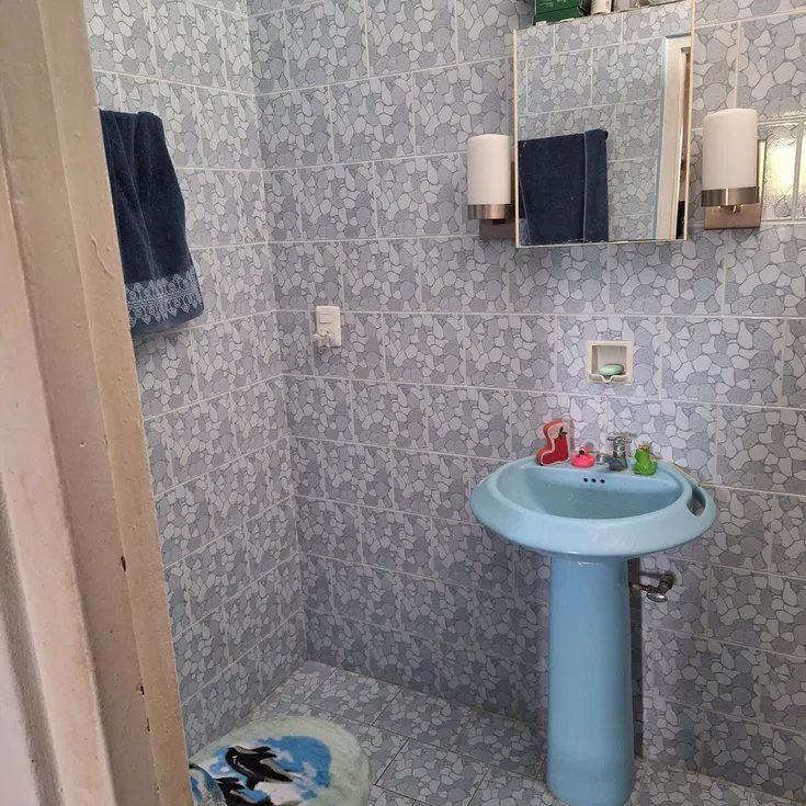 Biplanta de 2 habitaciones en venta en Fontanar, Boyeros, La Habana