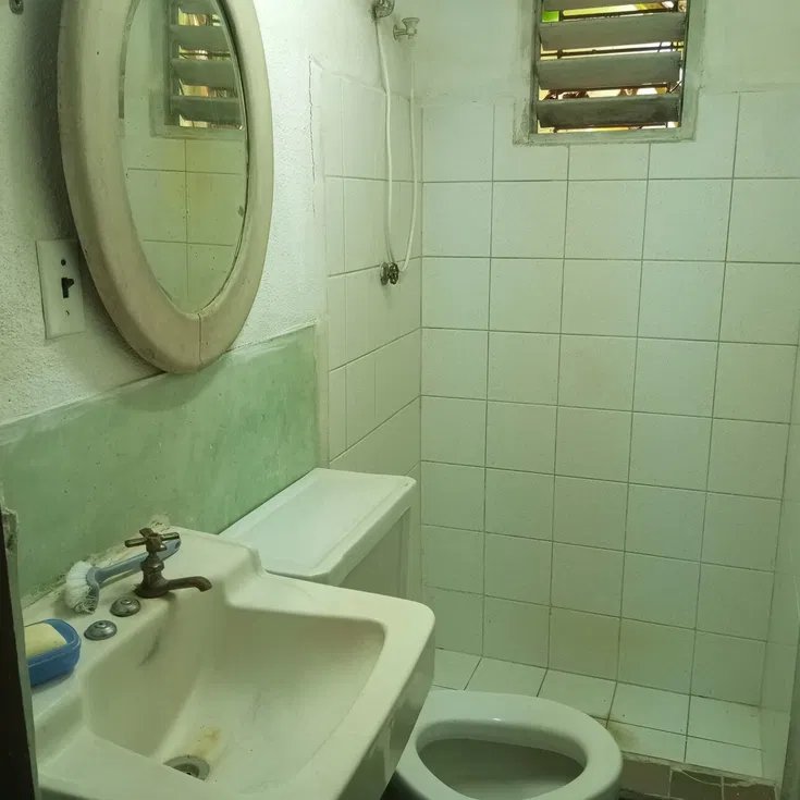 Colonial with 7 bedrooms for sale in Centro, Santa Clara, Villa Clara