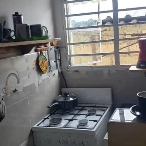 Casa de 2 habitaciones en venta en El Palmar, Marianao, La Habana