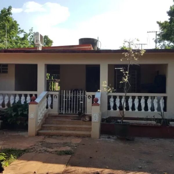 House with 4 bedrooms for sale in San Agustín, La Lisa, La Habana - 2