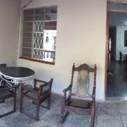 Casa de 4 habitaciones en venta en San Agustín, La Lisa, La Habana
