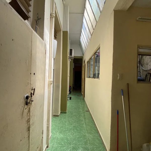 Casa de 5 habitaciones en venta en Centro Habana, La Habana - 4