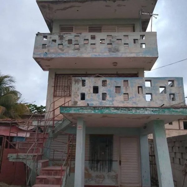 Casa de 5 habitaciones en venta en Boca Ciega, Habana del Este, La Habana