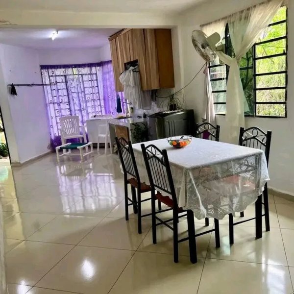 Casa de 3 habitaciones en venta en Guanabo, Habana del Este, La Habana - 4