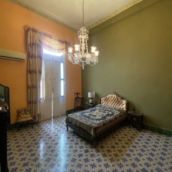 Colonial with 4 bedrooms for sale in Habana Vieja, La Habana - 3