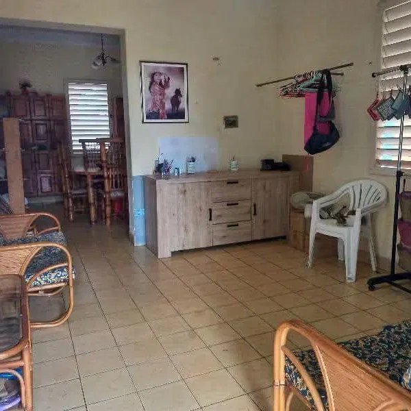 House with 4 bedrooms for sale in Sevillano, Diez de Octubre, La Habana
