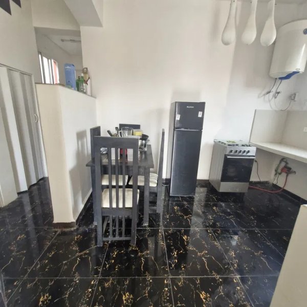 Apartamento de 2 habitaciones en venta en Centro Habana, La Habana - 4