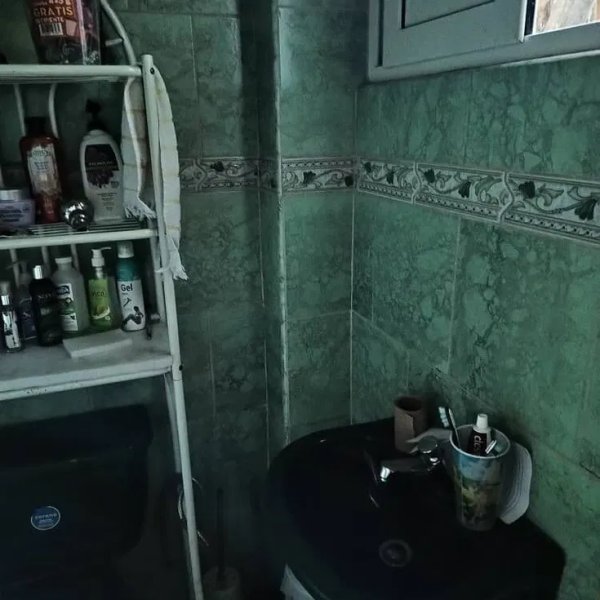 House with 2 bedrooms for sale in Santos Suárez, Diez de Octubre, La Habana - Thumbnail 6